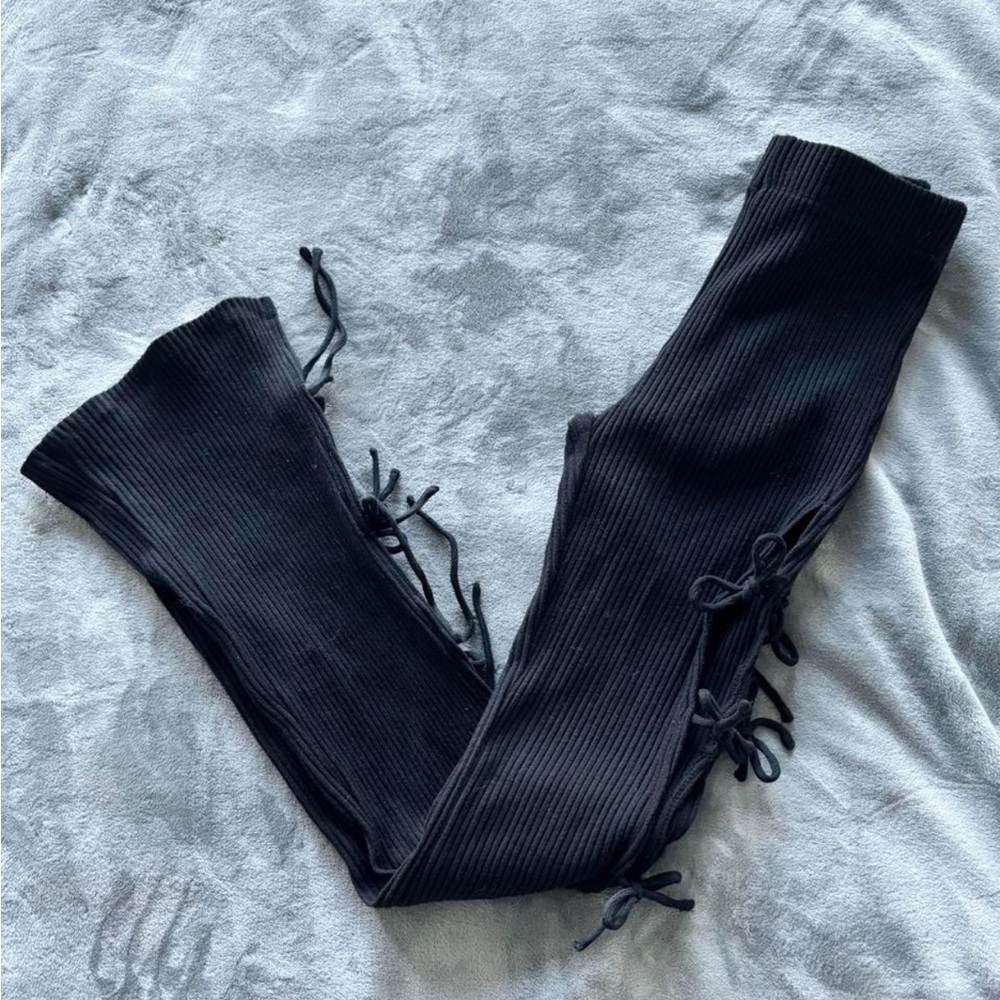 White Fox Boutique Black Ribbed Pants